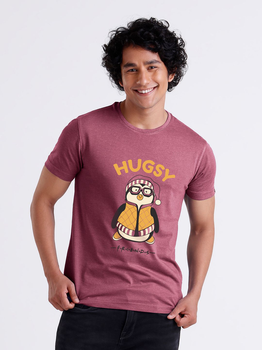 F.R.I.E.N.D.S: Hugsy T-Shirts, Unisex 