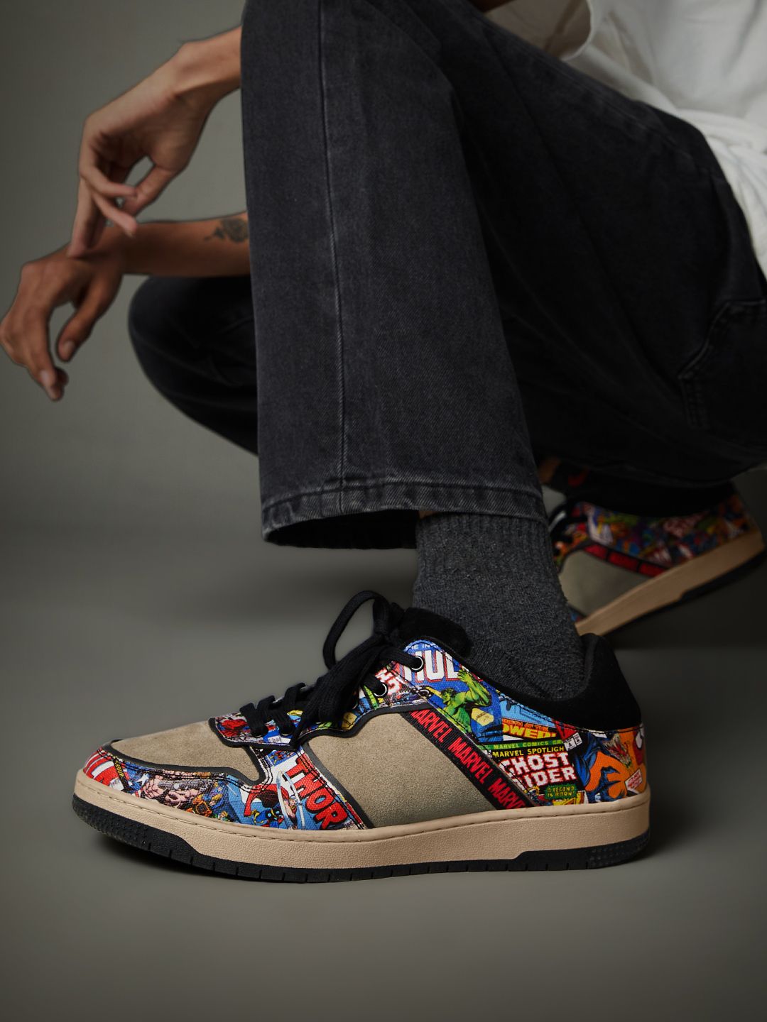 sneakers marvel