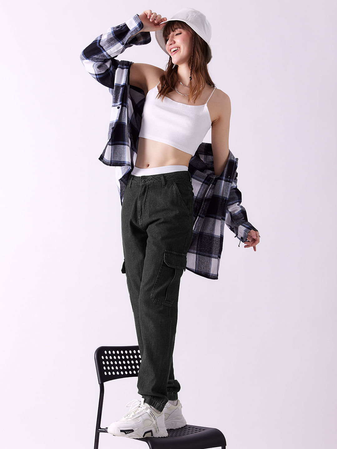 Solids: Charcoal Black