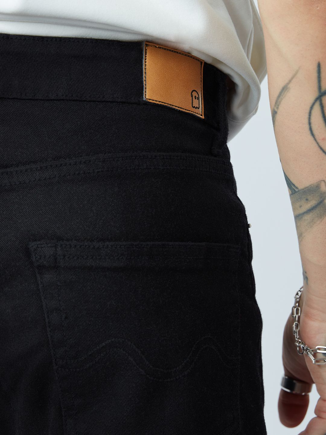 Buy Solids: Noir (Straight Fit) Men Cargo Jeans