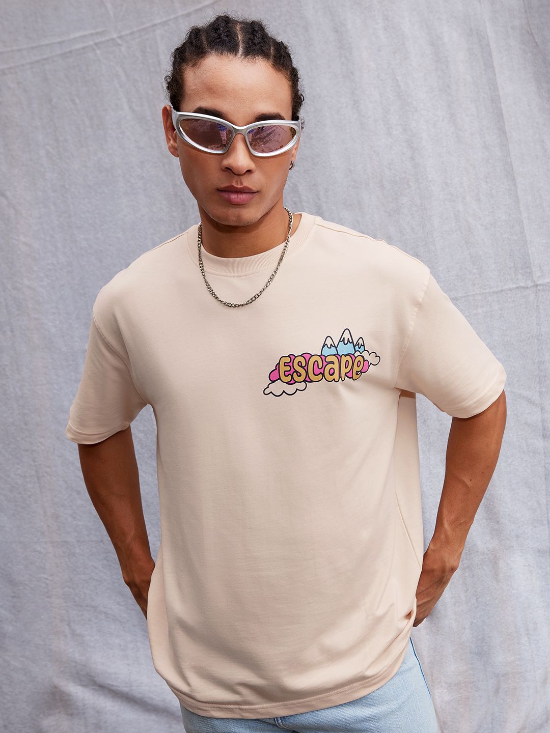 The Wizard Of Oz: The Escape Oversized T-Shirts online