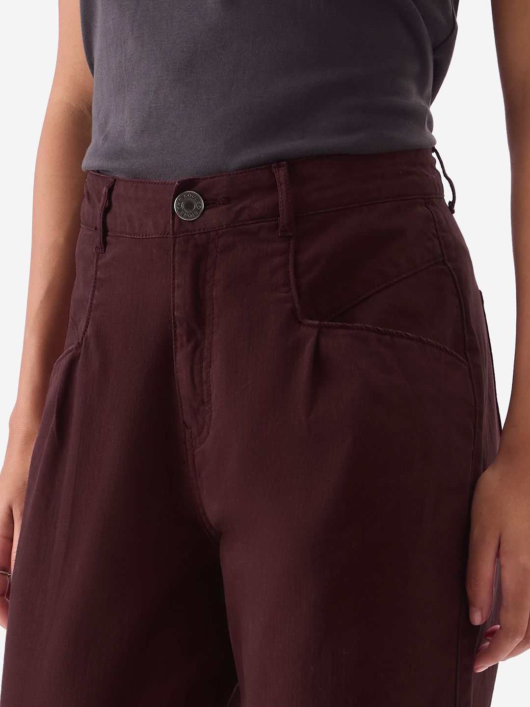 Carrot Fit Pant: Plum Women Pants price