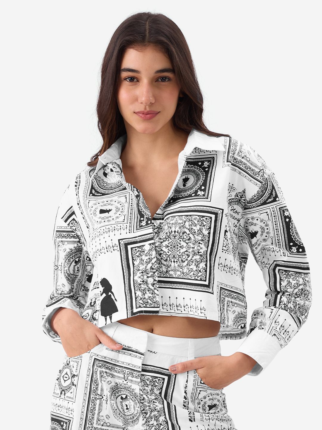 Disney: Alice In Wonderland Women Boxy Fit Shirts Online