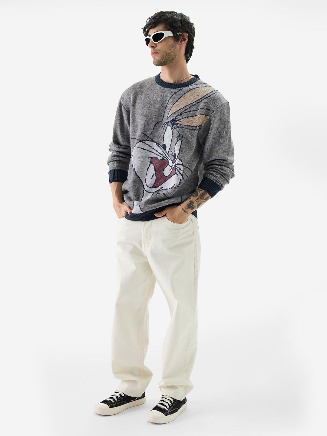 Looney Tunes: Happy Bugs Oversized Pullovers online