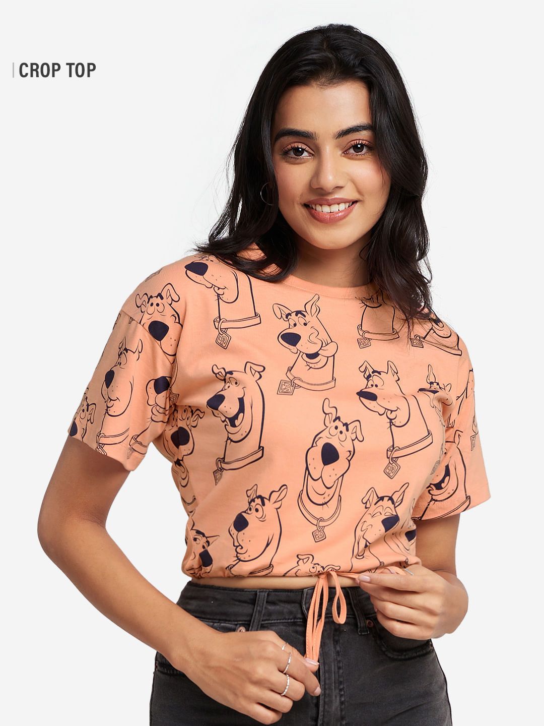 Scooby Doo: Smug Scooby Women T-Shirts
