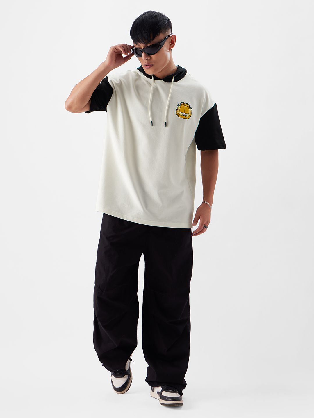 Buy Garfield: Guarding Me? Hooded T-Shirts