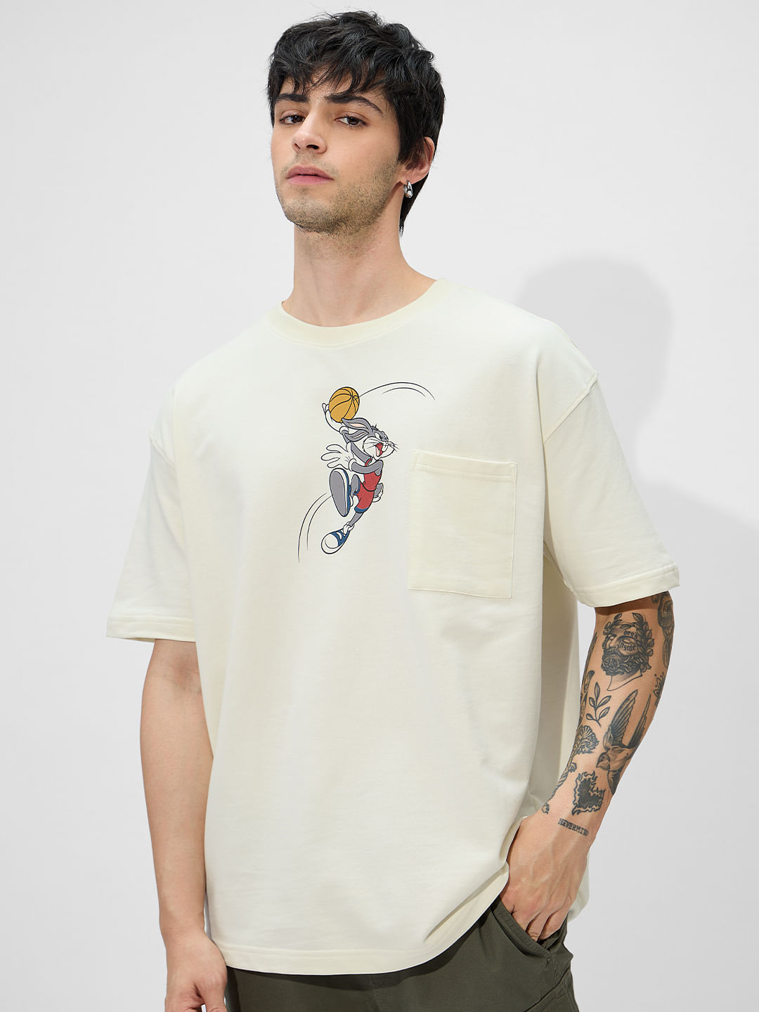 Buy Looney Tunes: Bugs Ball Oversized T-Shirts Online