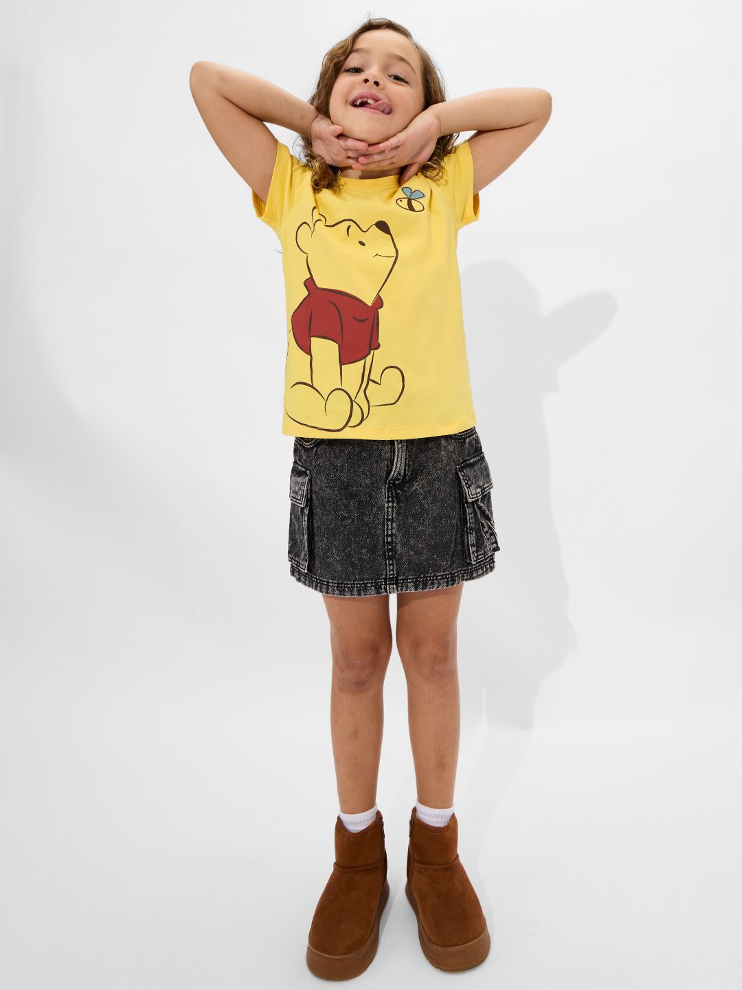 Winnie The Pooh: Chasing Bees Young Girls Cotton T-Shirts (8-14 Yrs) price