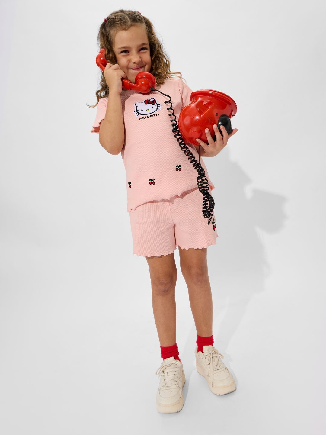 Hello Kitty: Cheery Girls Cotton T-Shirts (2-8 Yrs) price