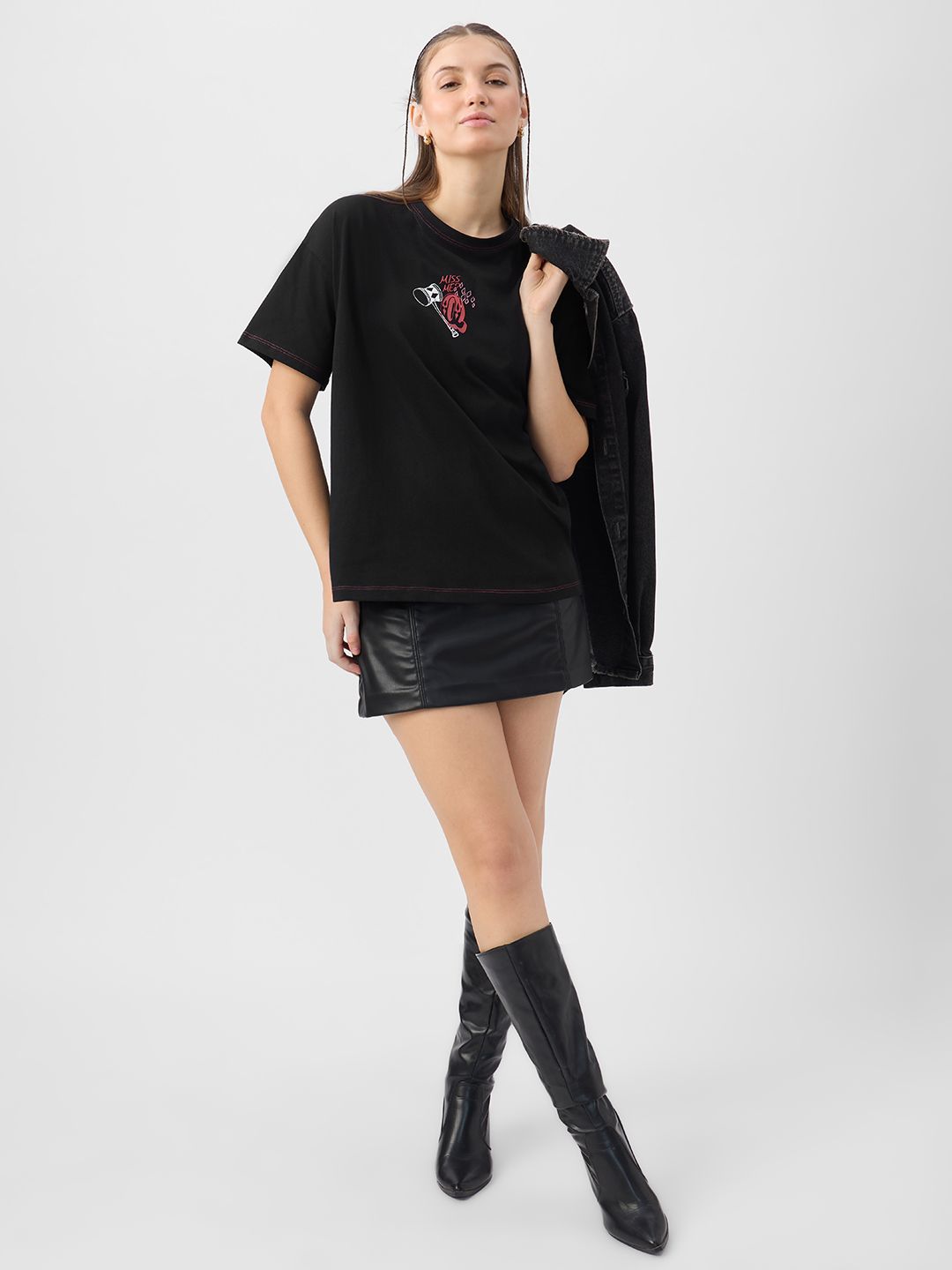 Harley Quinn: Queen Of Mischief Women Oversized T-Shirts price
