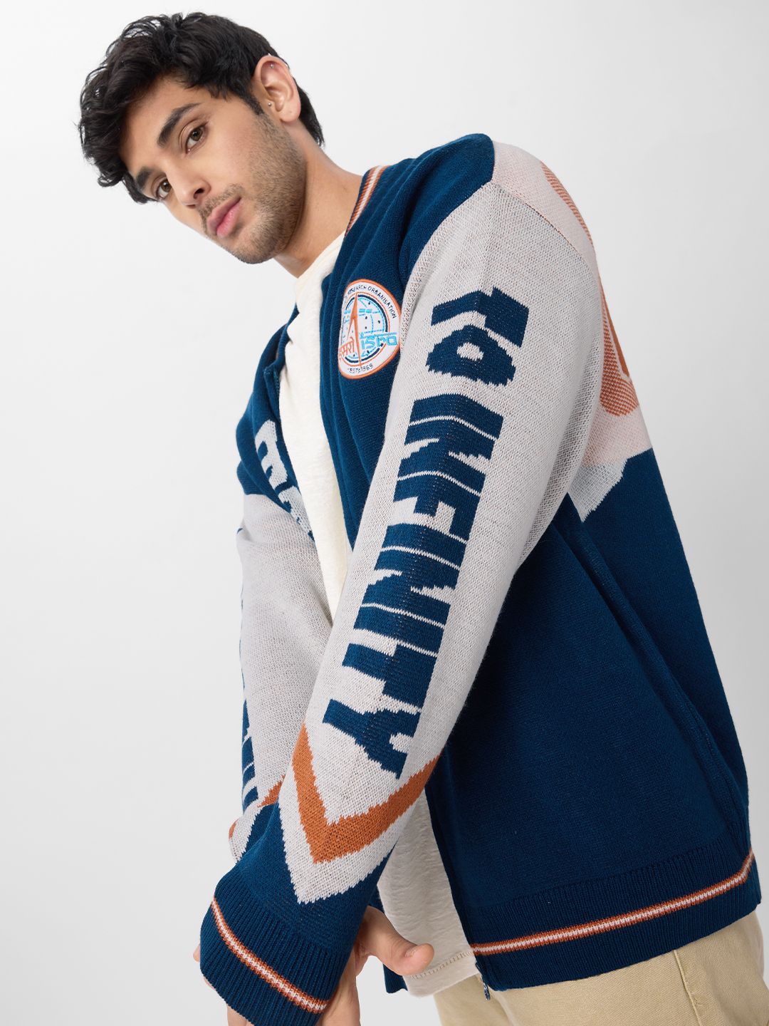 ISRO: To Infinity Oversized Pullovers price