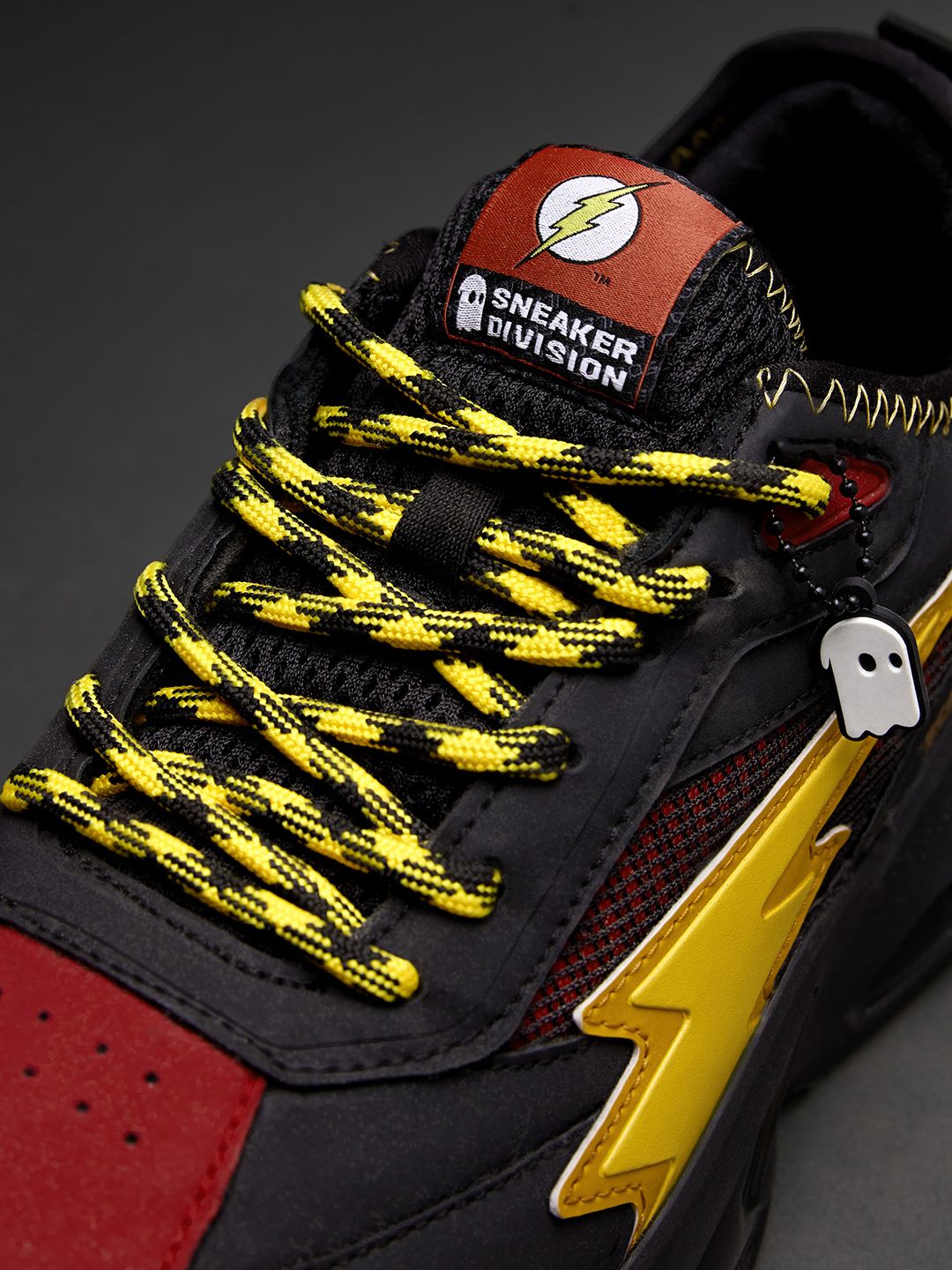 Flash: Scarlet Speedster Men Low Top Sneakers online