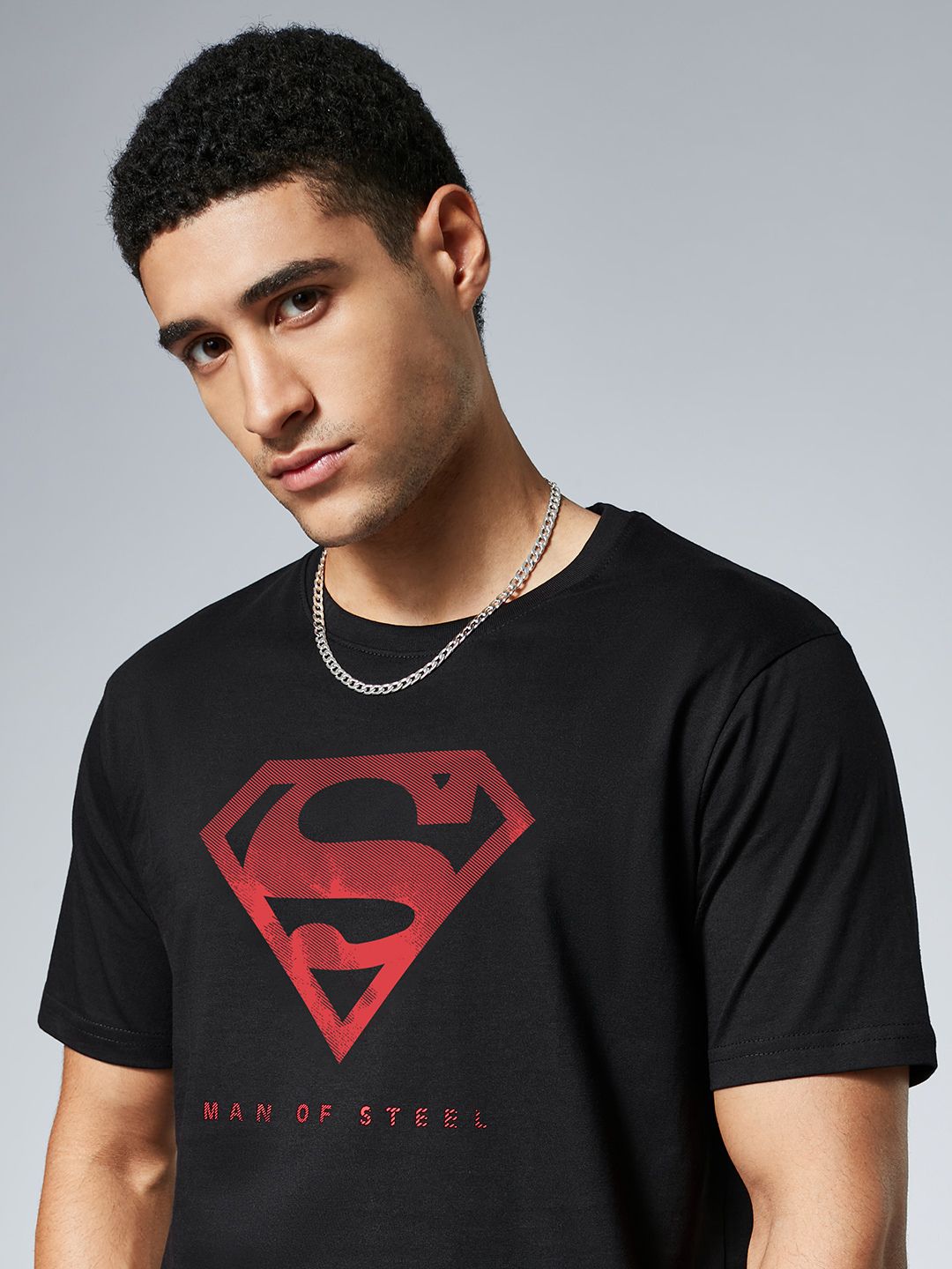 Superman: Iconic Emblem T-Shirts Online