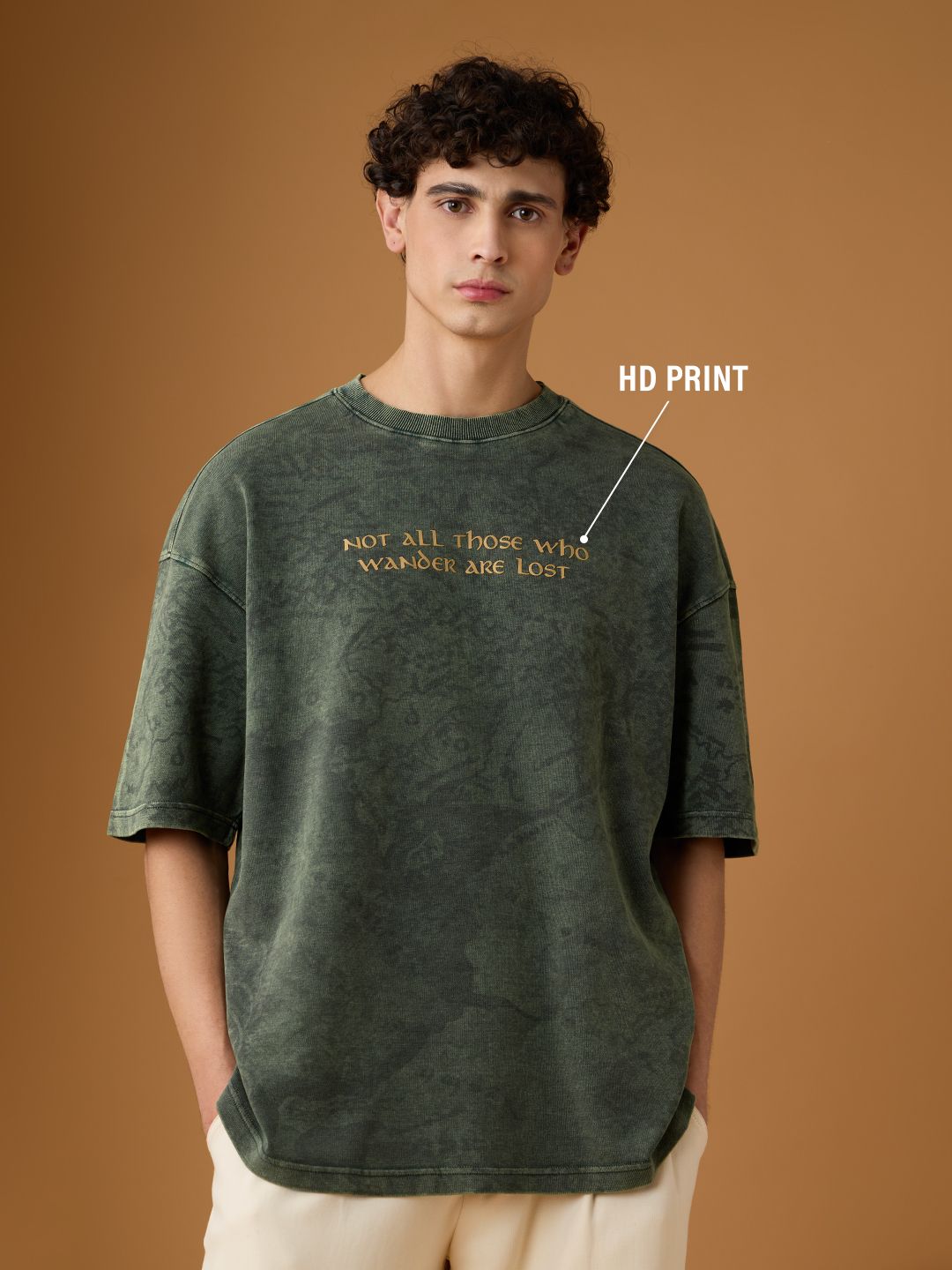 LOTR: Middle Earth Wanderer Super Oversized T-Shirts online