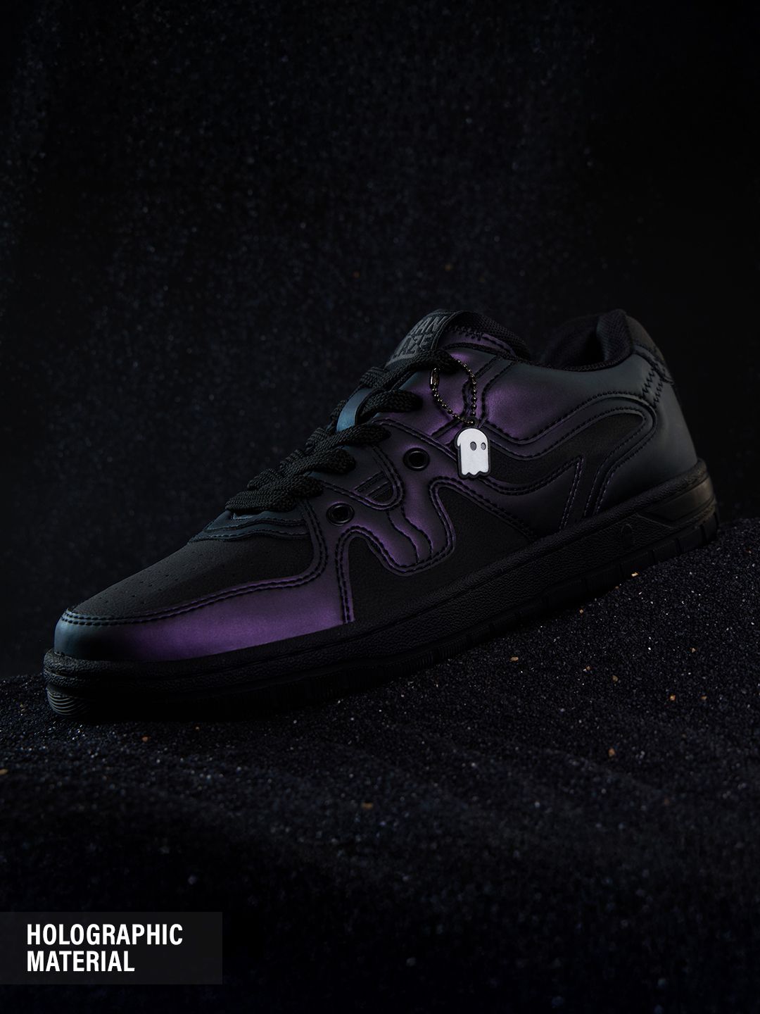 Urban Blaze: Obsidian Men Low Top Sneakers