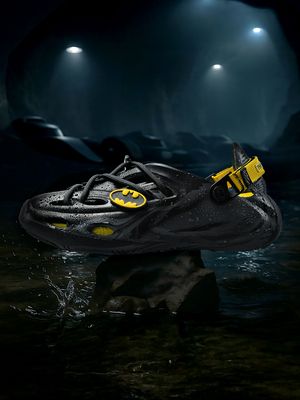 Hydros: The Dark Knight Men Clogs Online