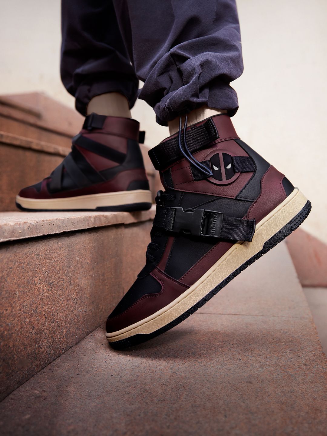 Deadpool: Utility Suit Men High Top Sneakers By Marvel™