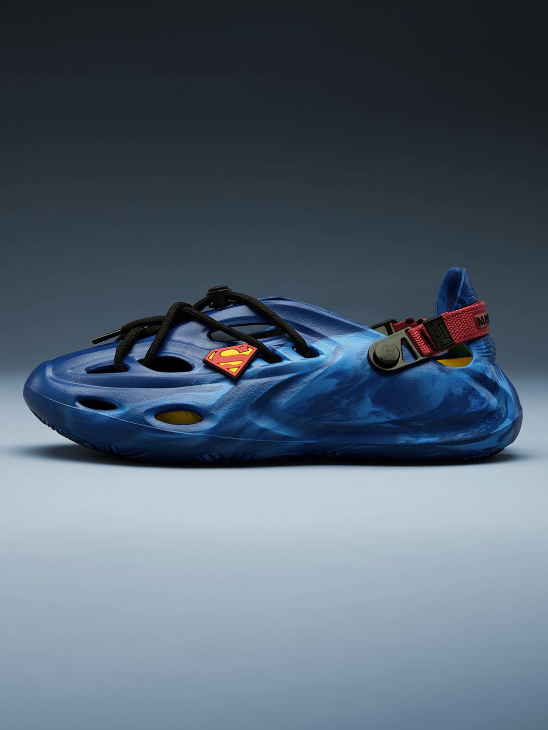 Hydros: Superman Men Clogs Online