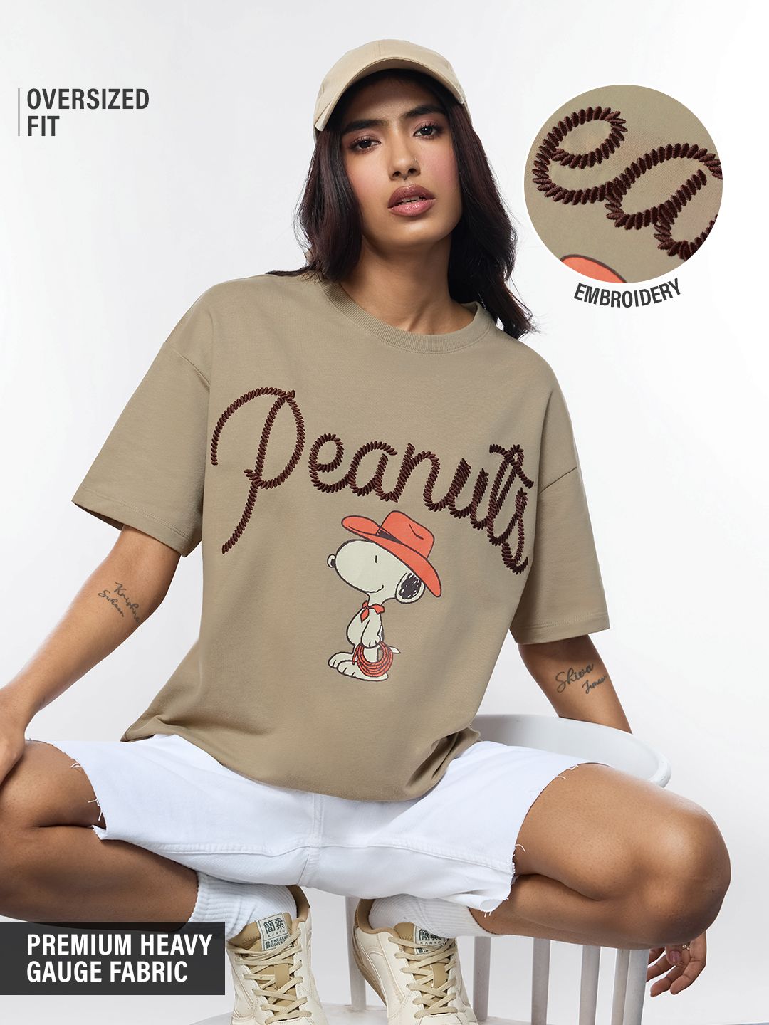Peanuts: Retro Snoopy Women Oversized T-Shirts Online