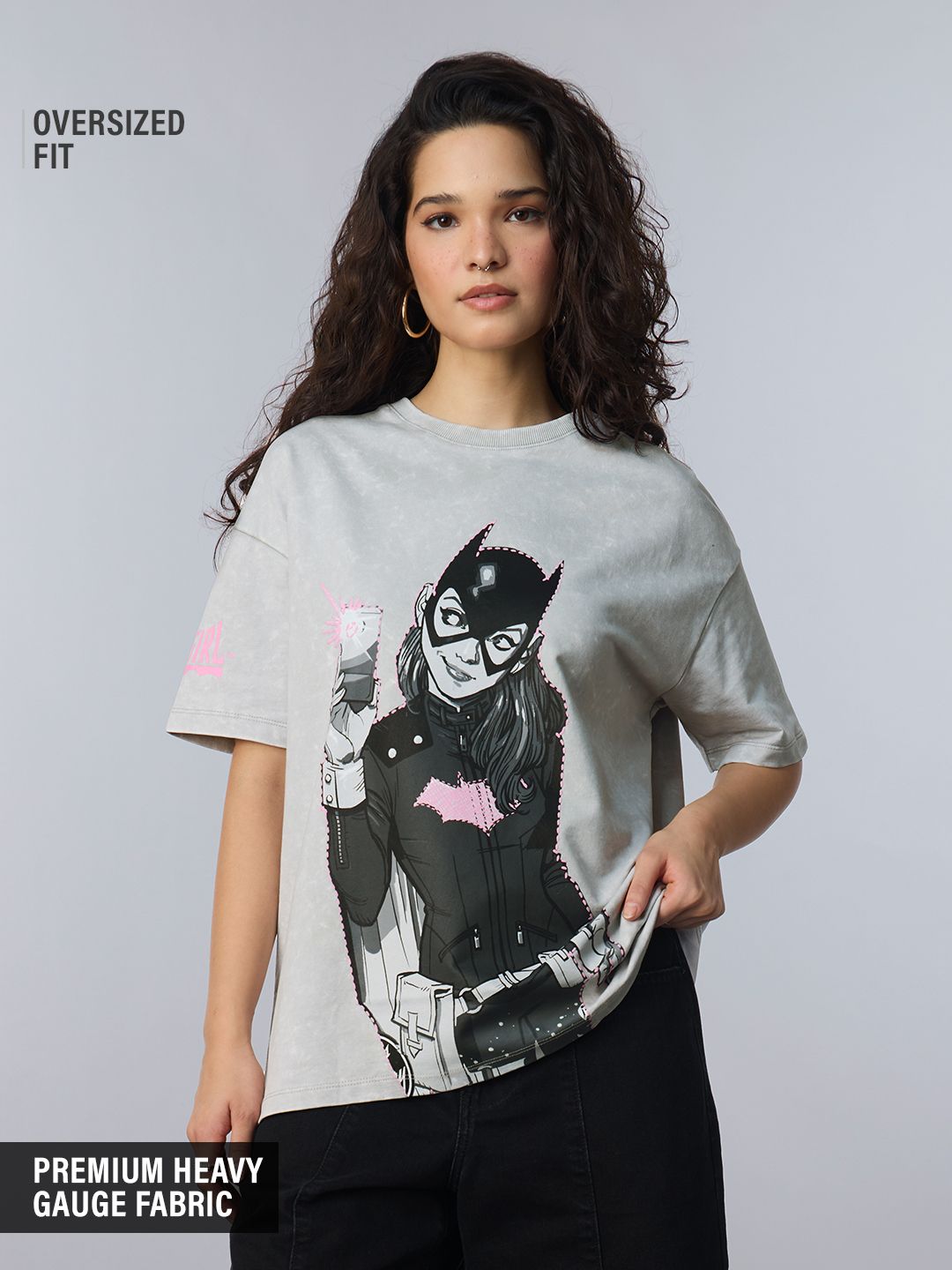 DC: Batgirl (Acid-Washed) Women Oversized T-Shirts Online
