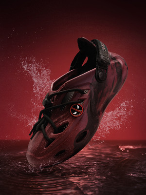 Hydros: Deadpool 2.0 Men Clogs Online