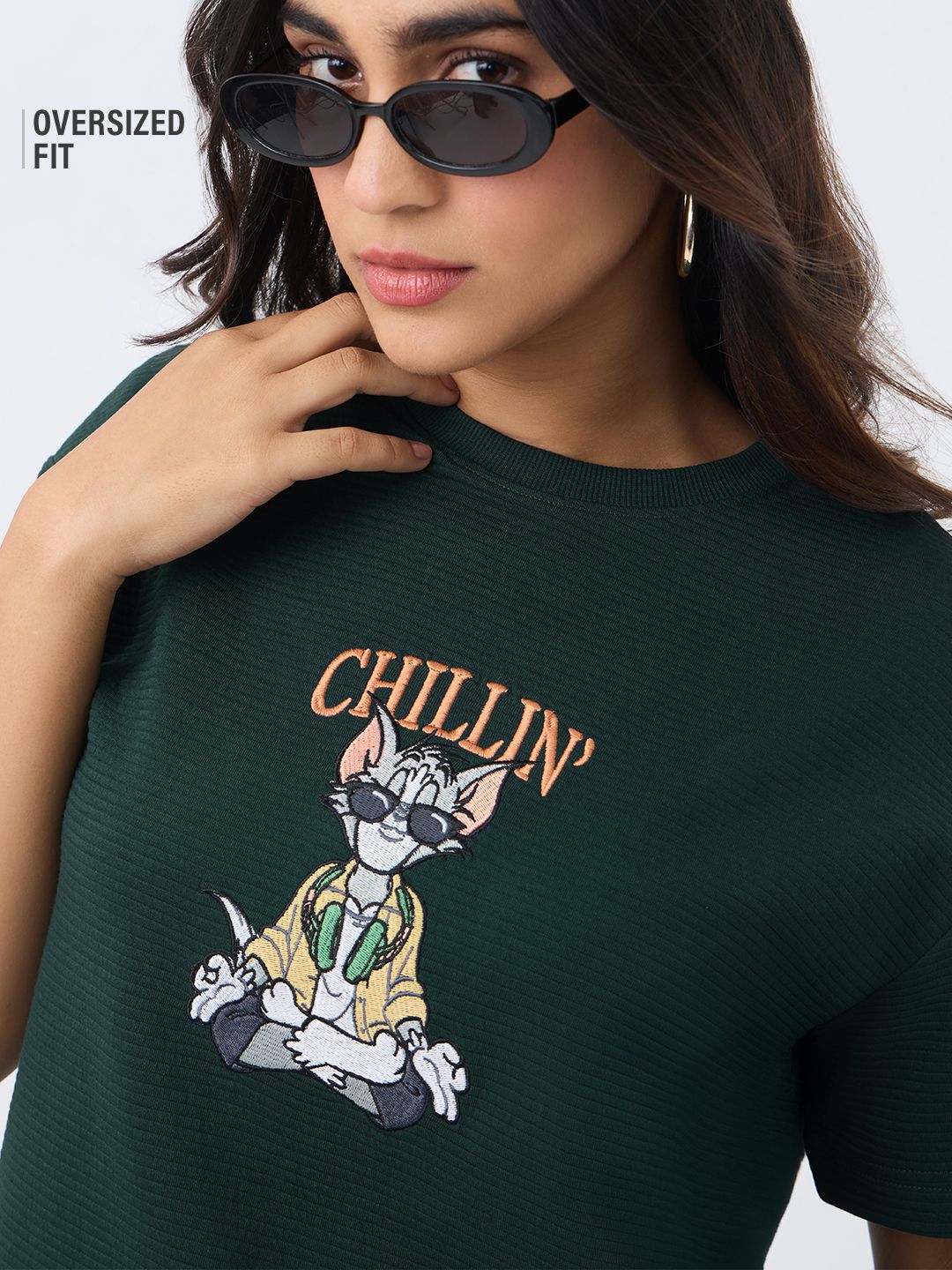 Textured Tshirt: Tom Chillin' Time Women Oversized T-Shirts Online