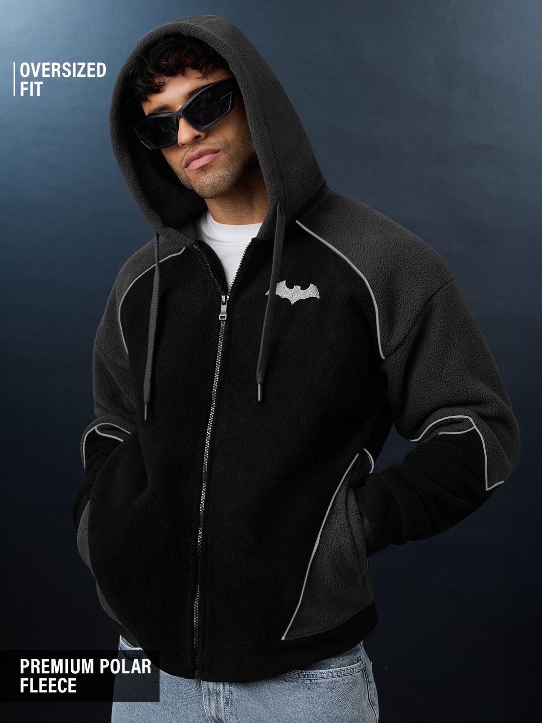 BATMAN Officiellement Sous Licence Dark Knight Crusader Sweat-Shirt (Noir), Small