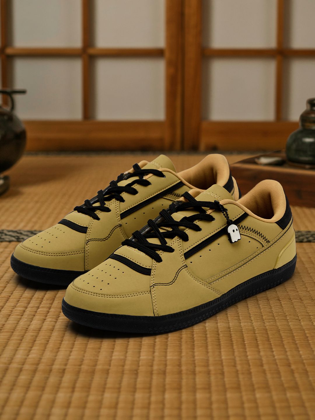 Kanso: Yellow Men Low Top Sneakers price