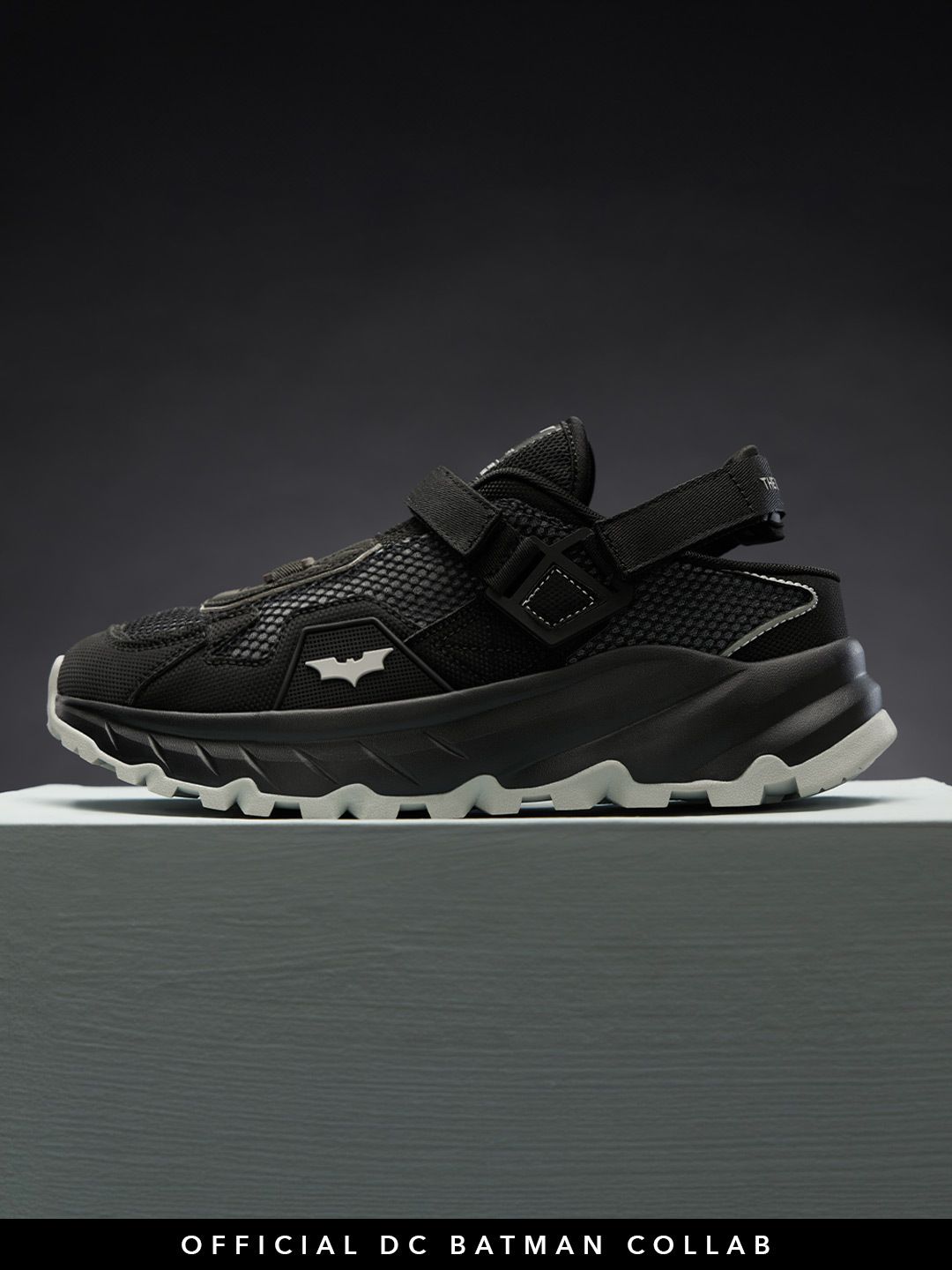 Rovers: Batman Men Mules Online